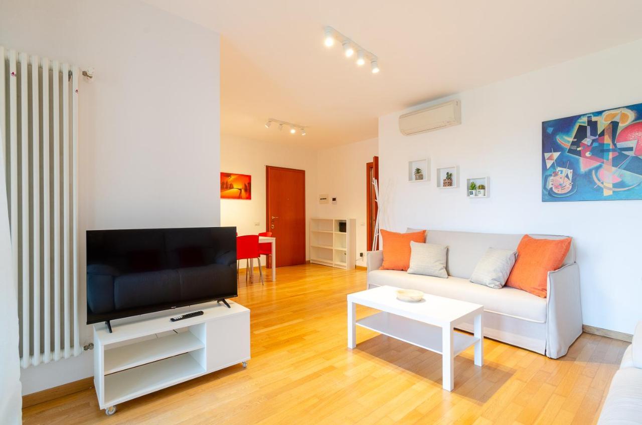Park View Apartment - Milano Navigli المظهر الخارجي الصورة